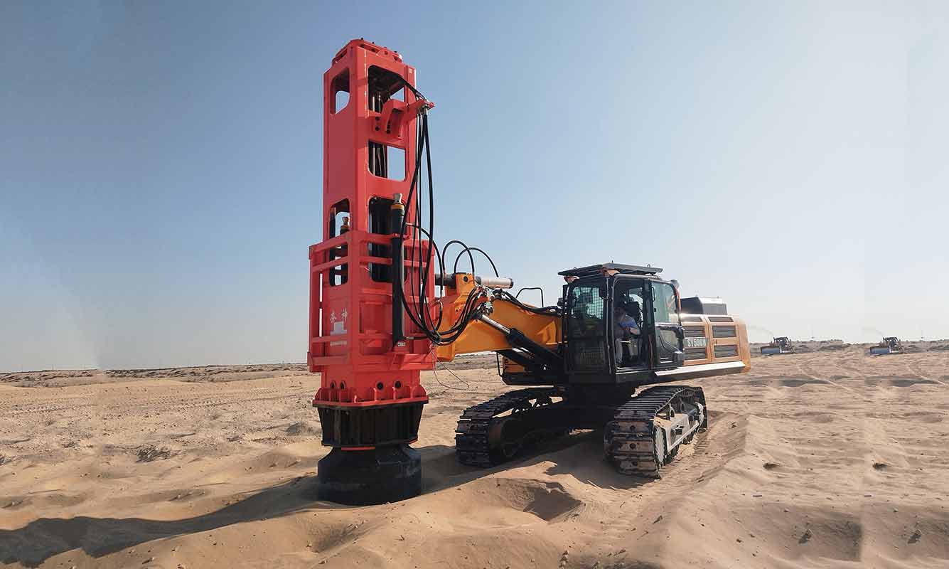 HC150 150千焦挖掘機(jī)液壓夯在中東阿聯(lián)酋阿布扎比基礎(chǔ)夯實(shí) 